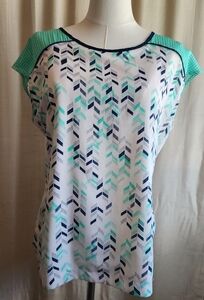 Business Casual Short-Sleeve Blouse